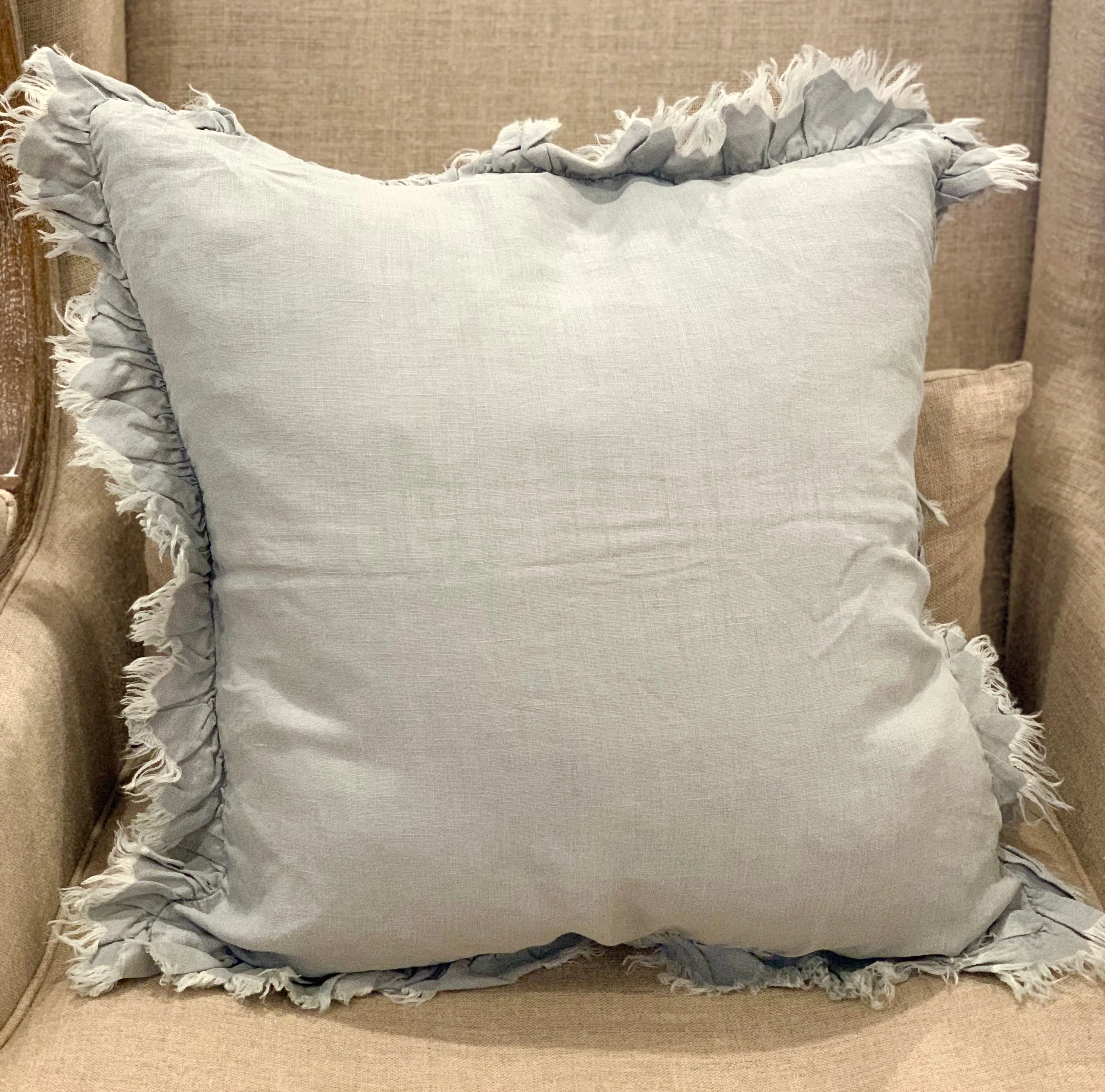 20x20 Ruffled Edge Pillow