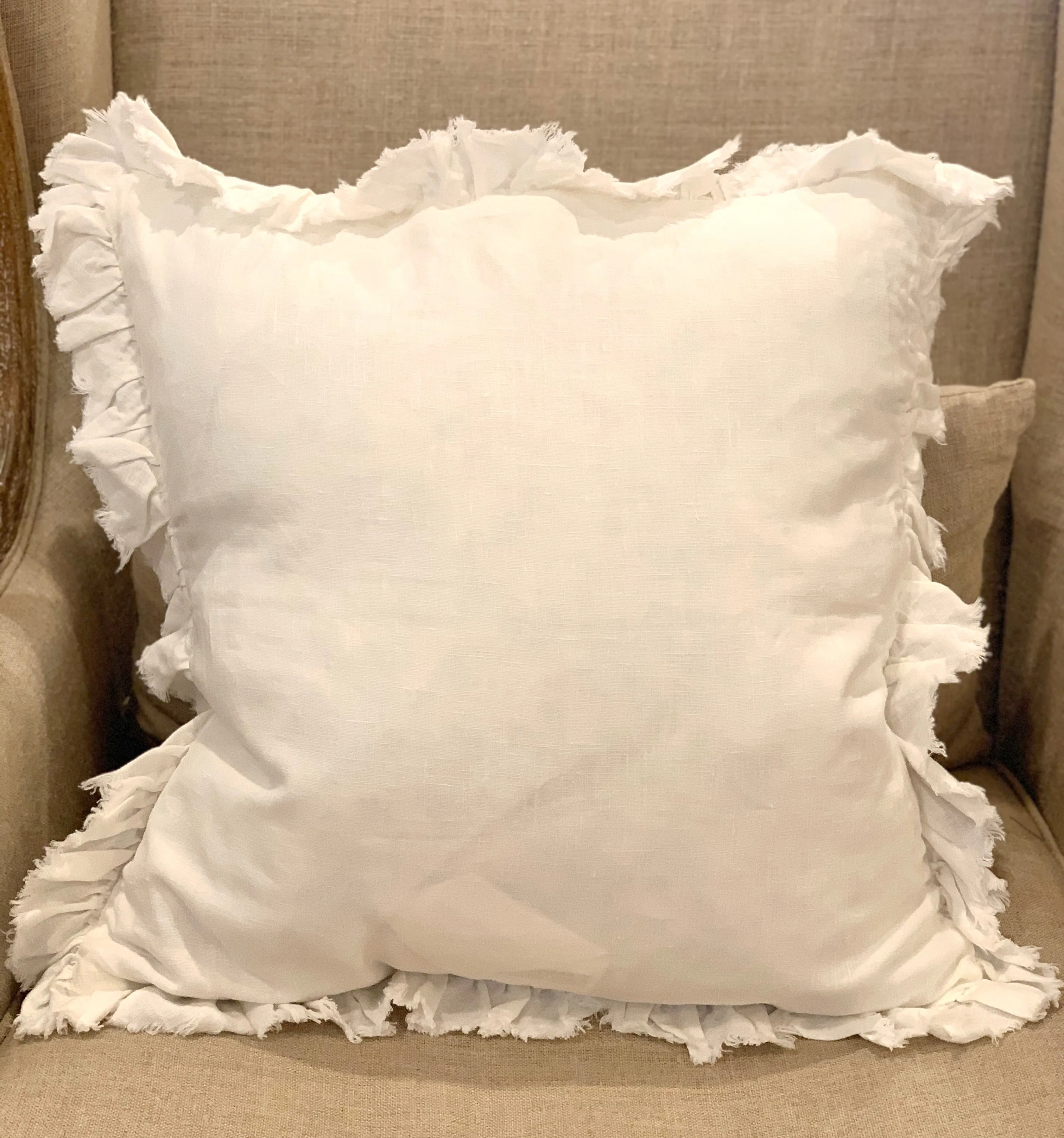 20x20 Ruffled Edge Pillow