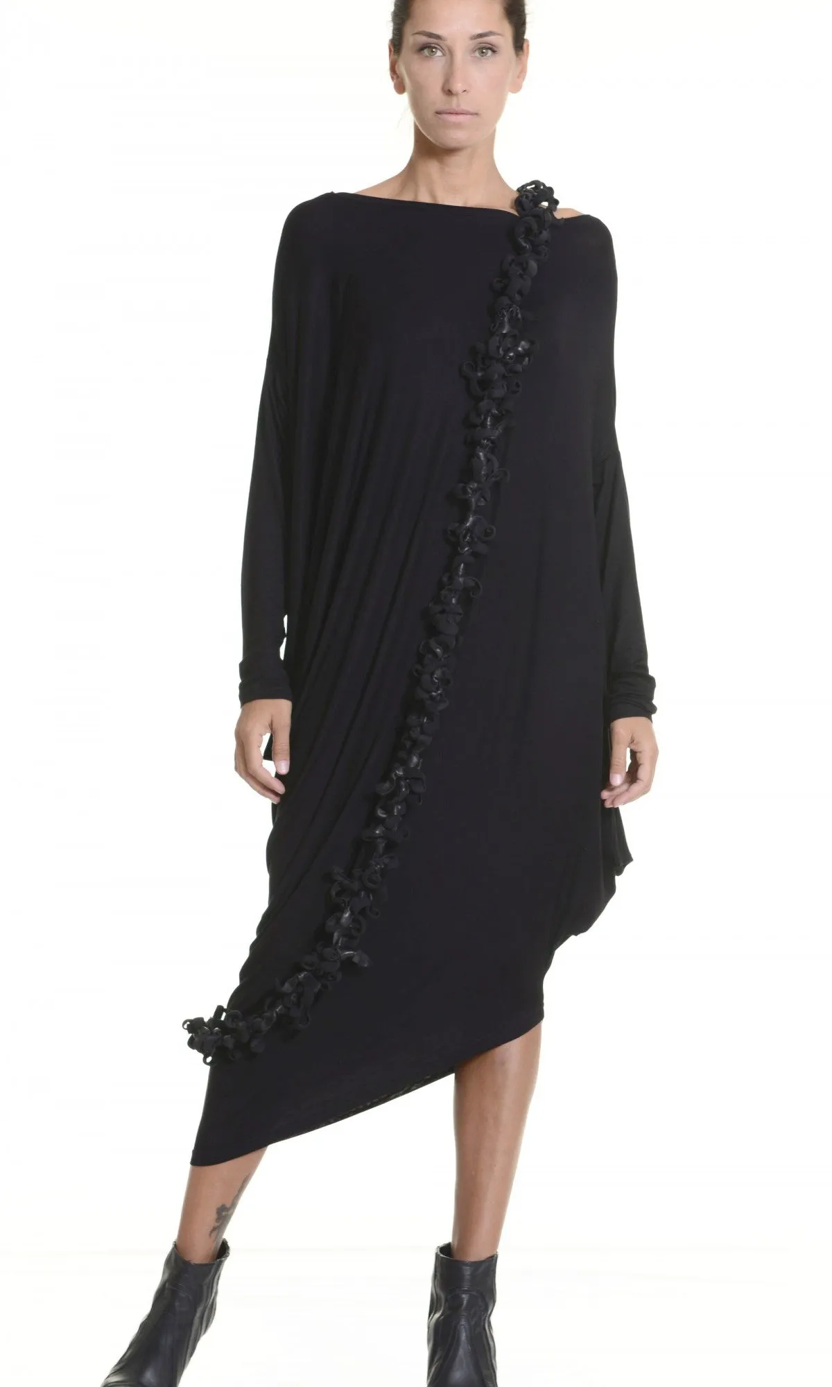 Asymmetric Long Sleeves Tunic Dress