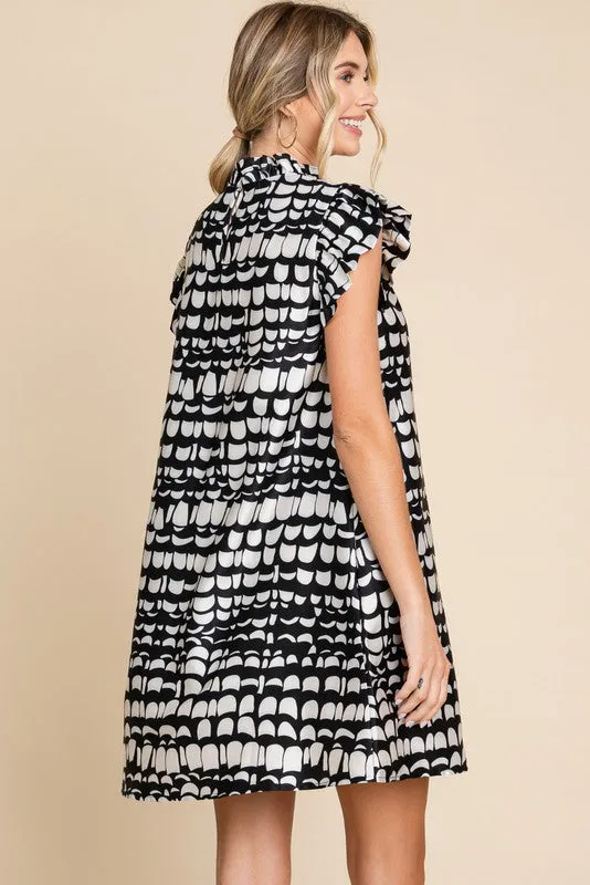 BLACK AND WHITE SATIN PRINT DRESS WITH POCKETS