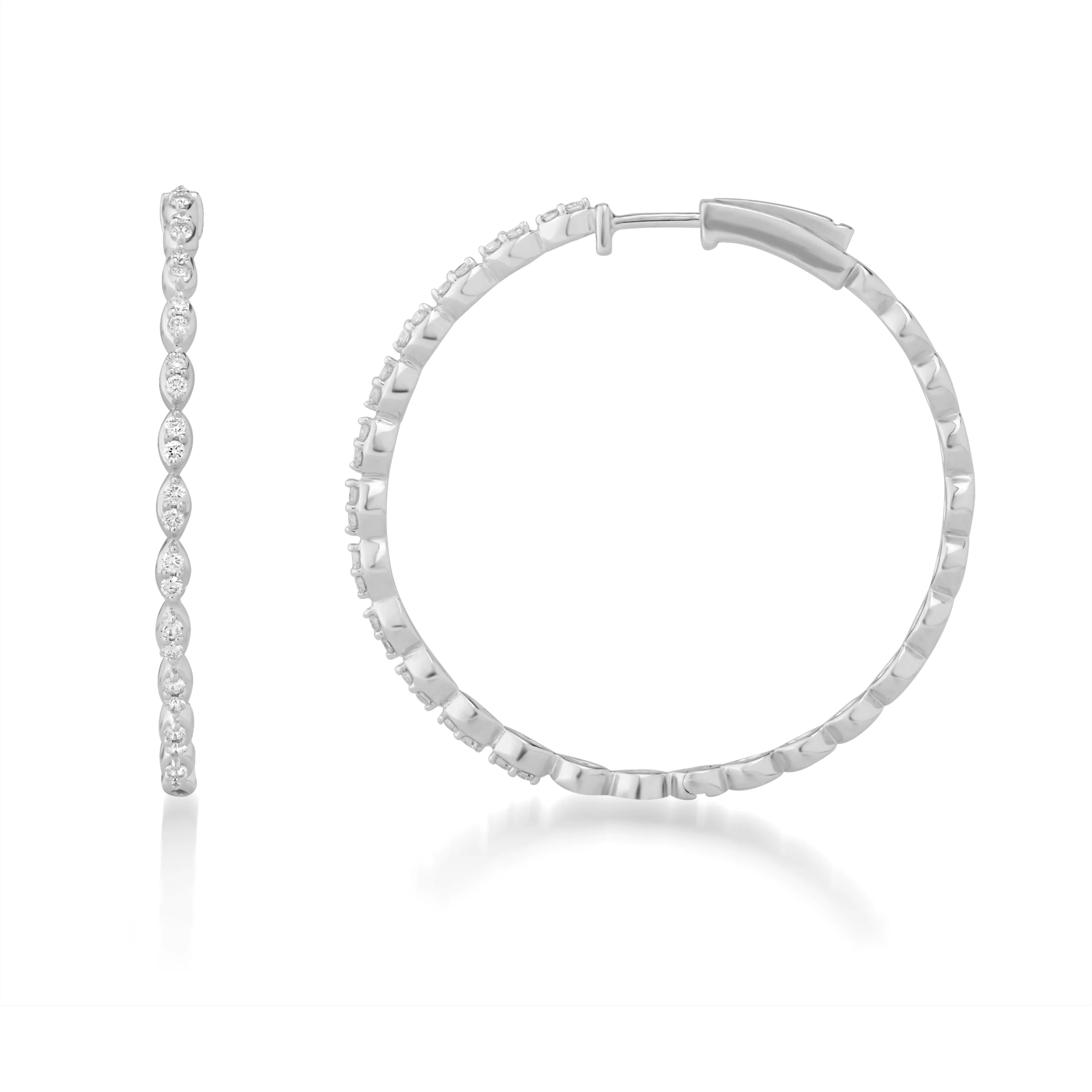 Circled Trimmed Diamond Earrings