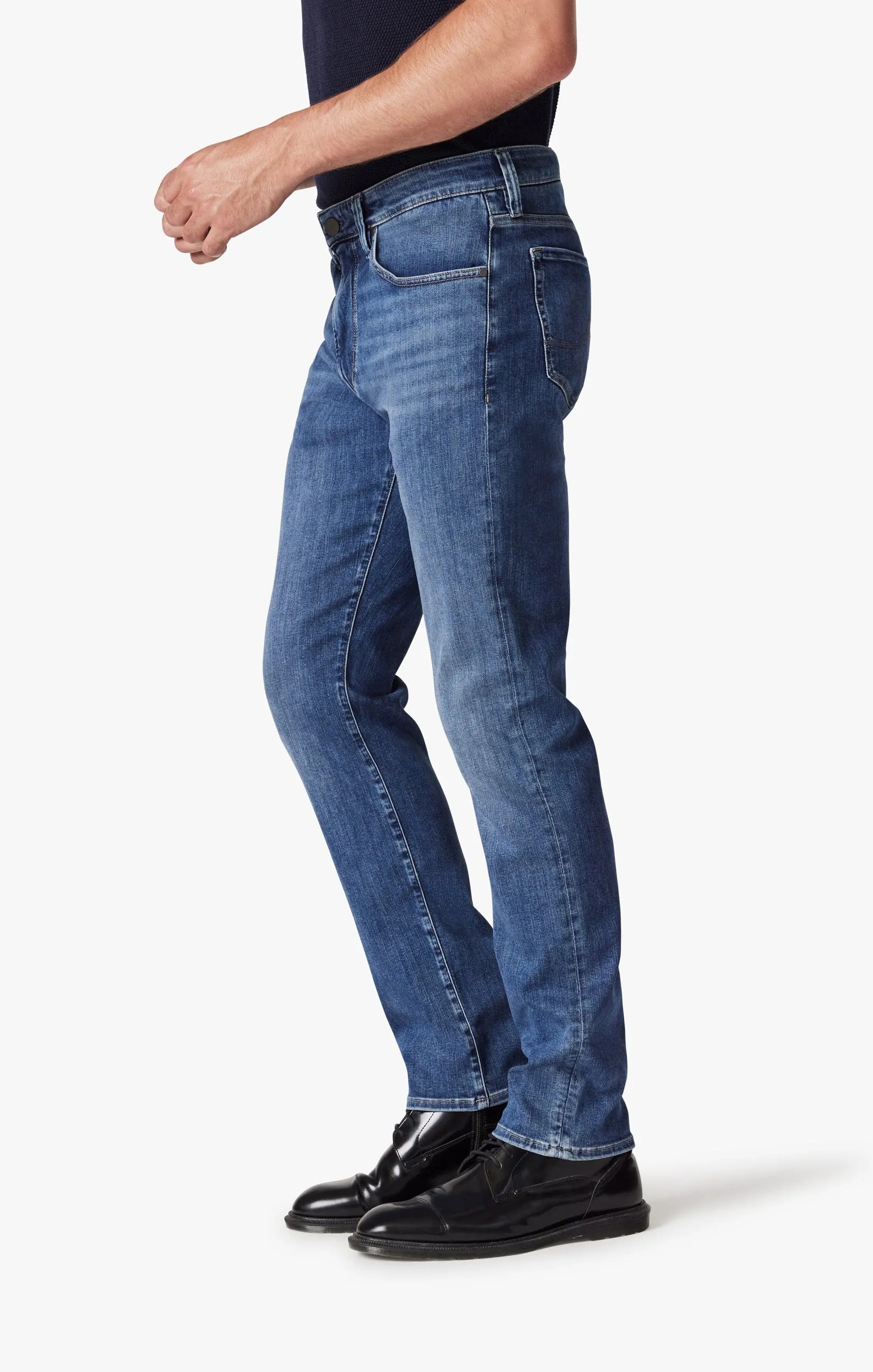 Courage Straight Leg Jeans In Mid Brushed Refined