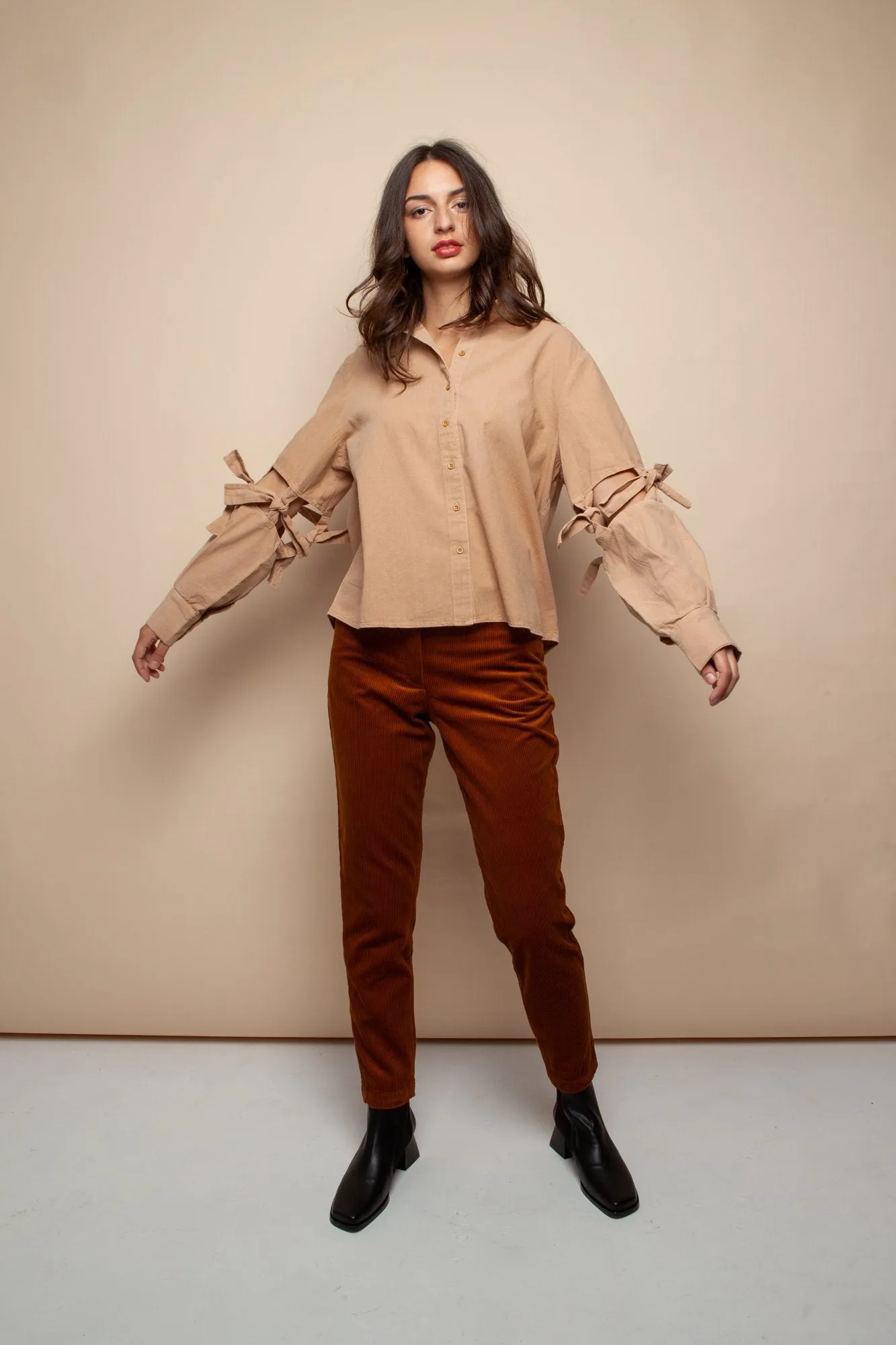 emine shirt sand <br> by Signe