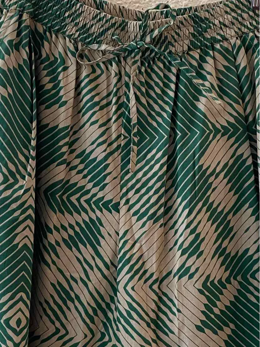 Essential Antwerp Green and Beige Size L Pants