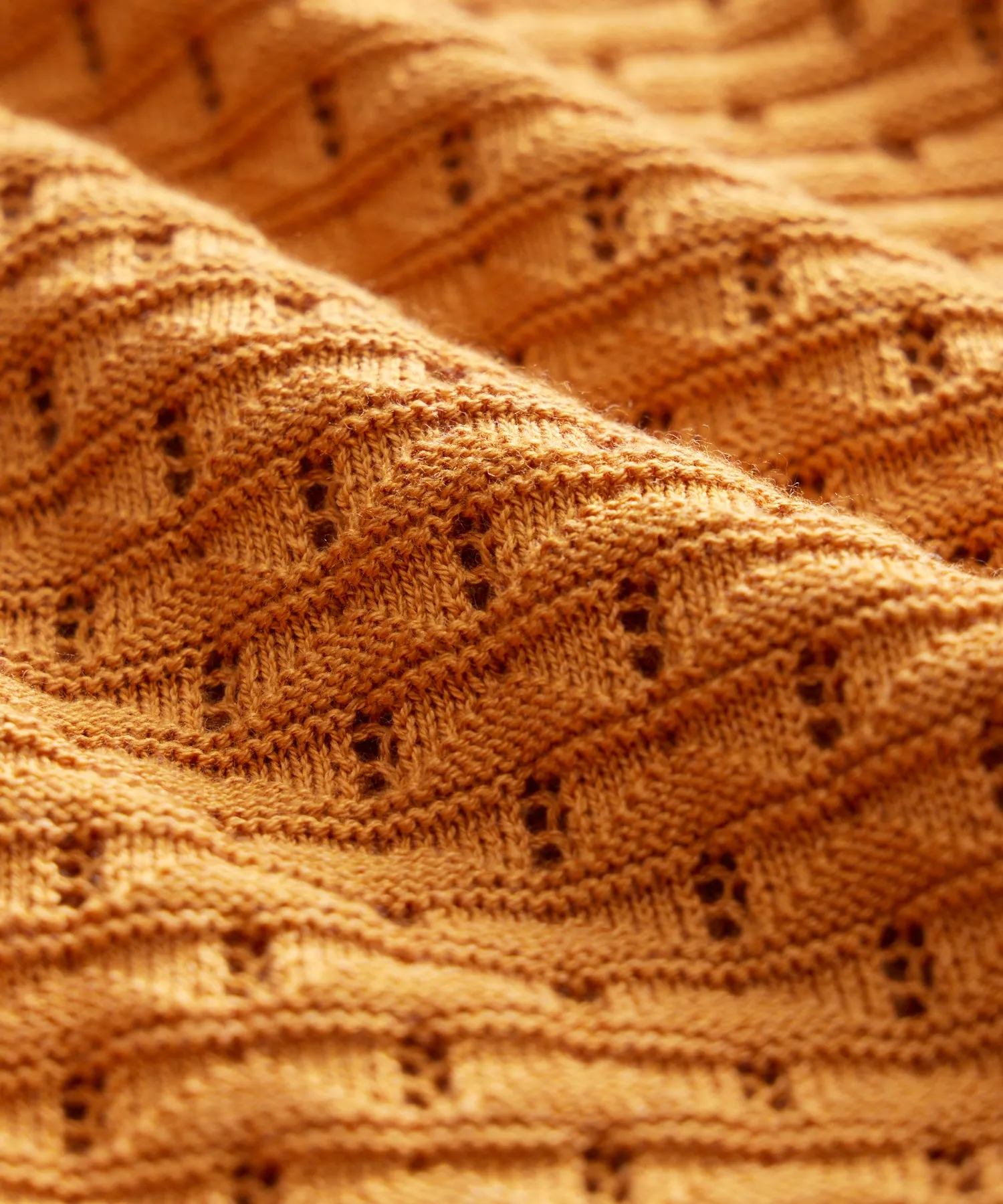 Float Stitch Muscle Tank in Apricot Rush