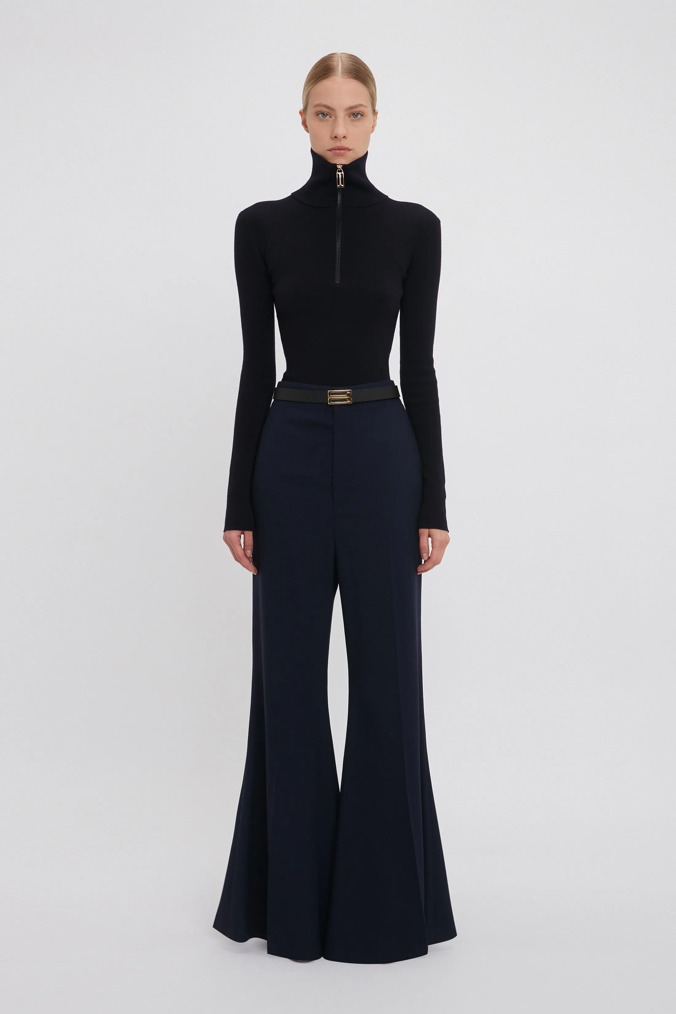 Low Rise Wide Leg Kick Trouser In Ink Blue