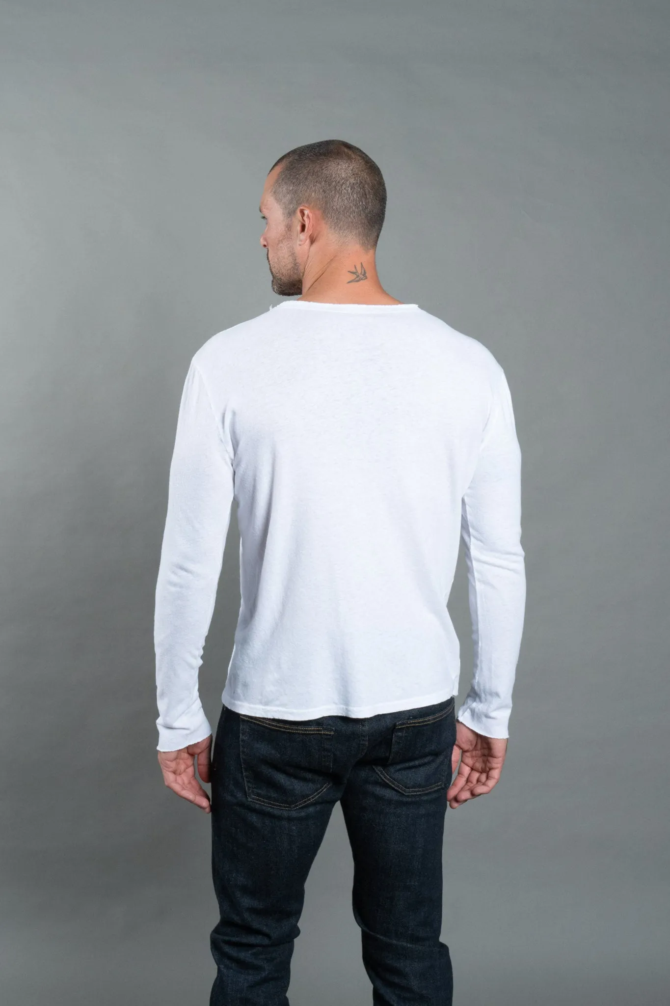 Men's Wallace Raw Neck Cotton Linen Long Sleeve Crew Tee