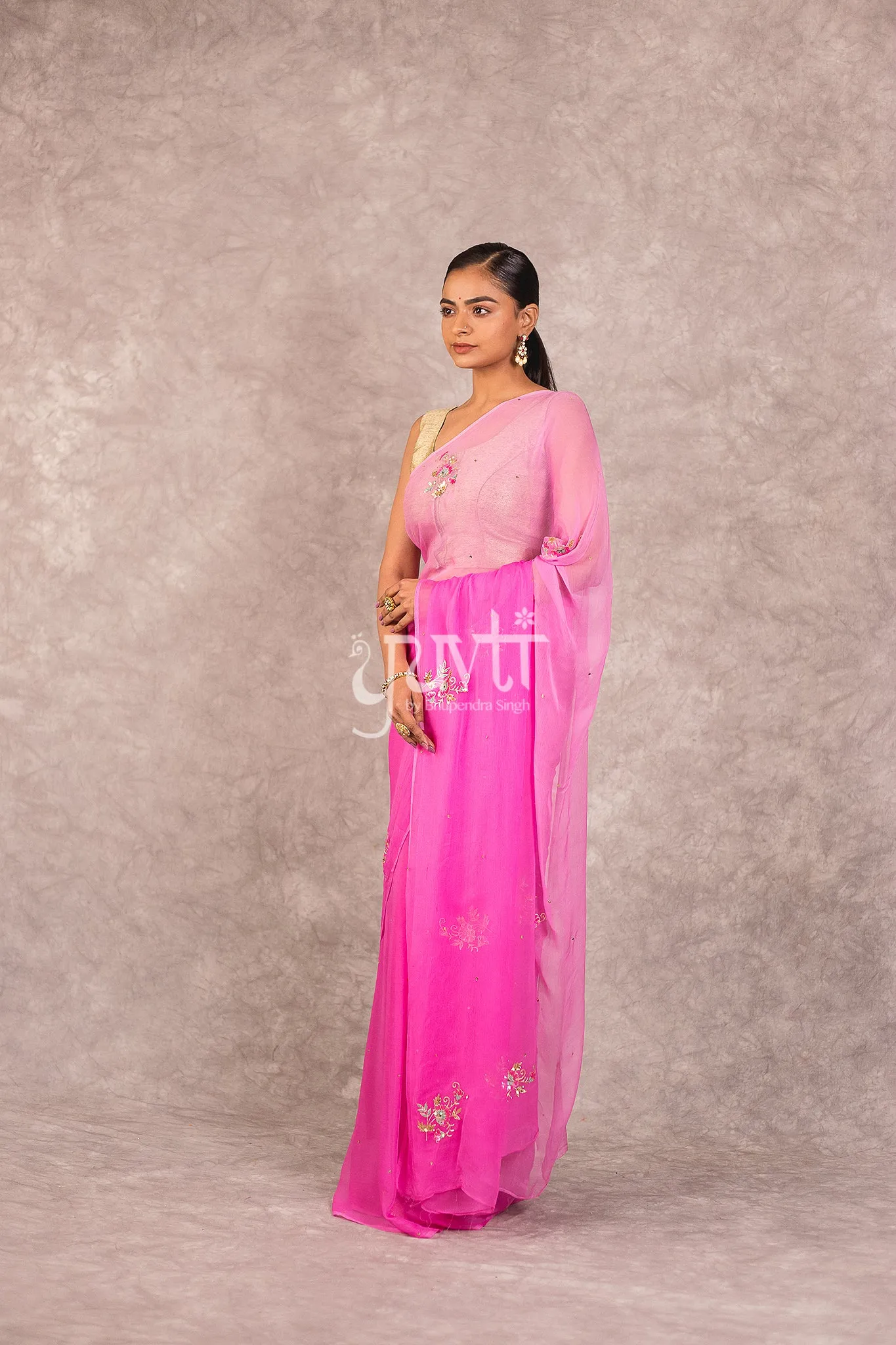 Pink Shaded Chiffon Saree