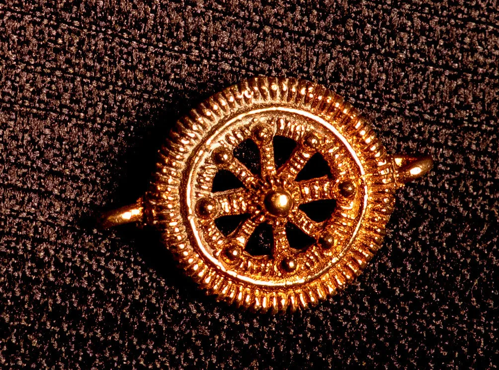 Roman Wheel Pendant - Y-16