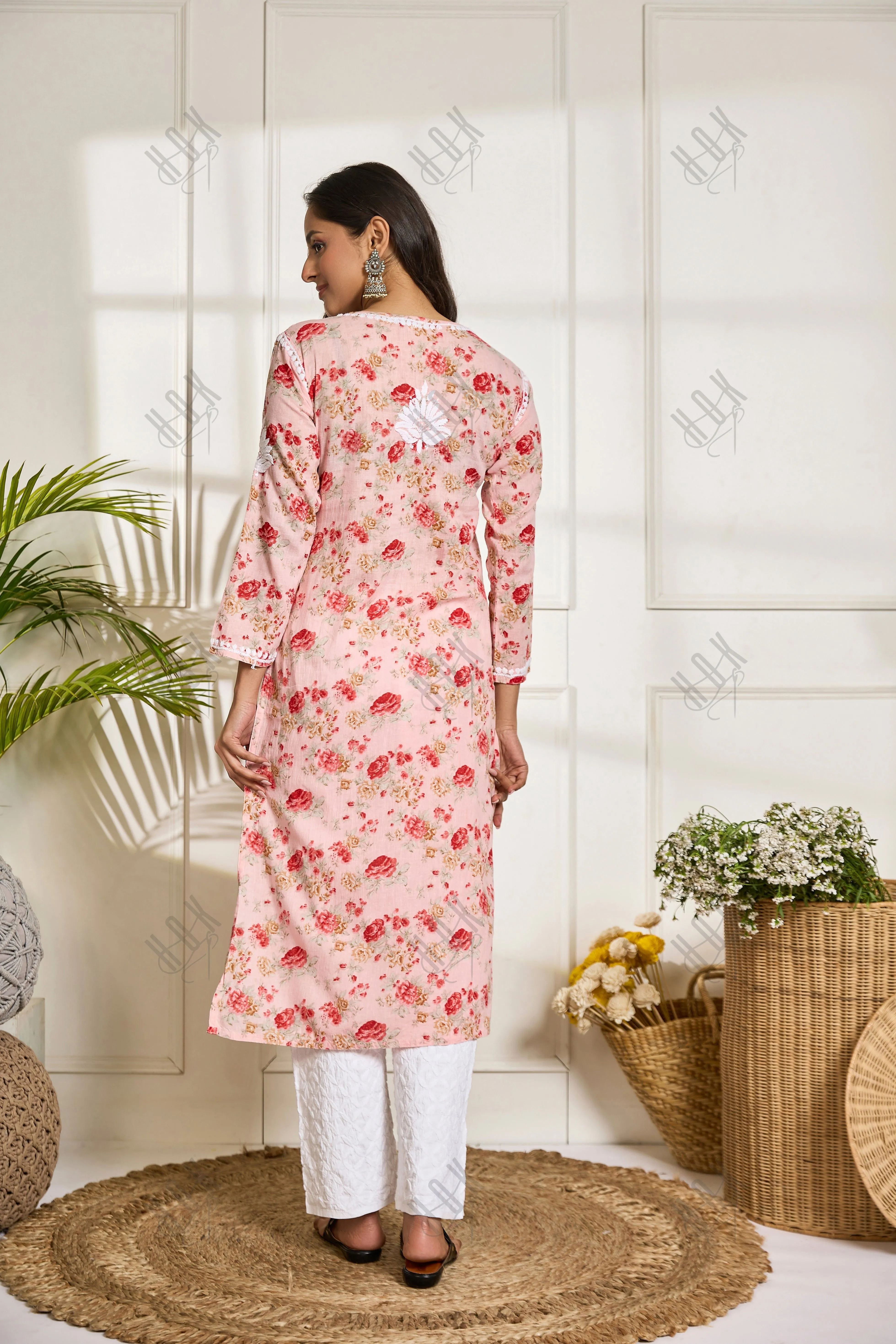 Saba Chikankari Kurta in Mul cotton in Baby Pink