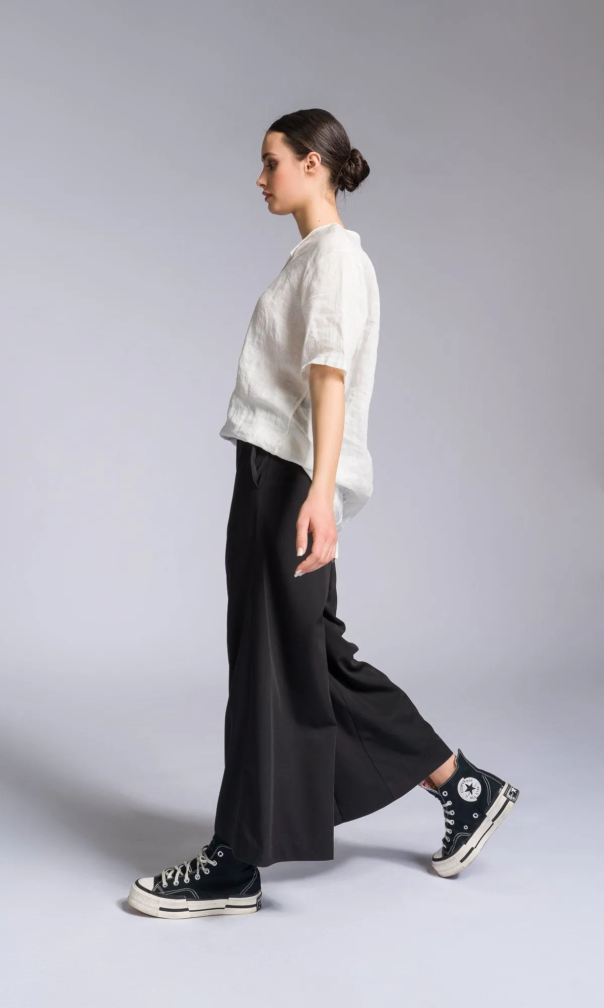 Wide Leg Pants with Front Pleat